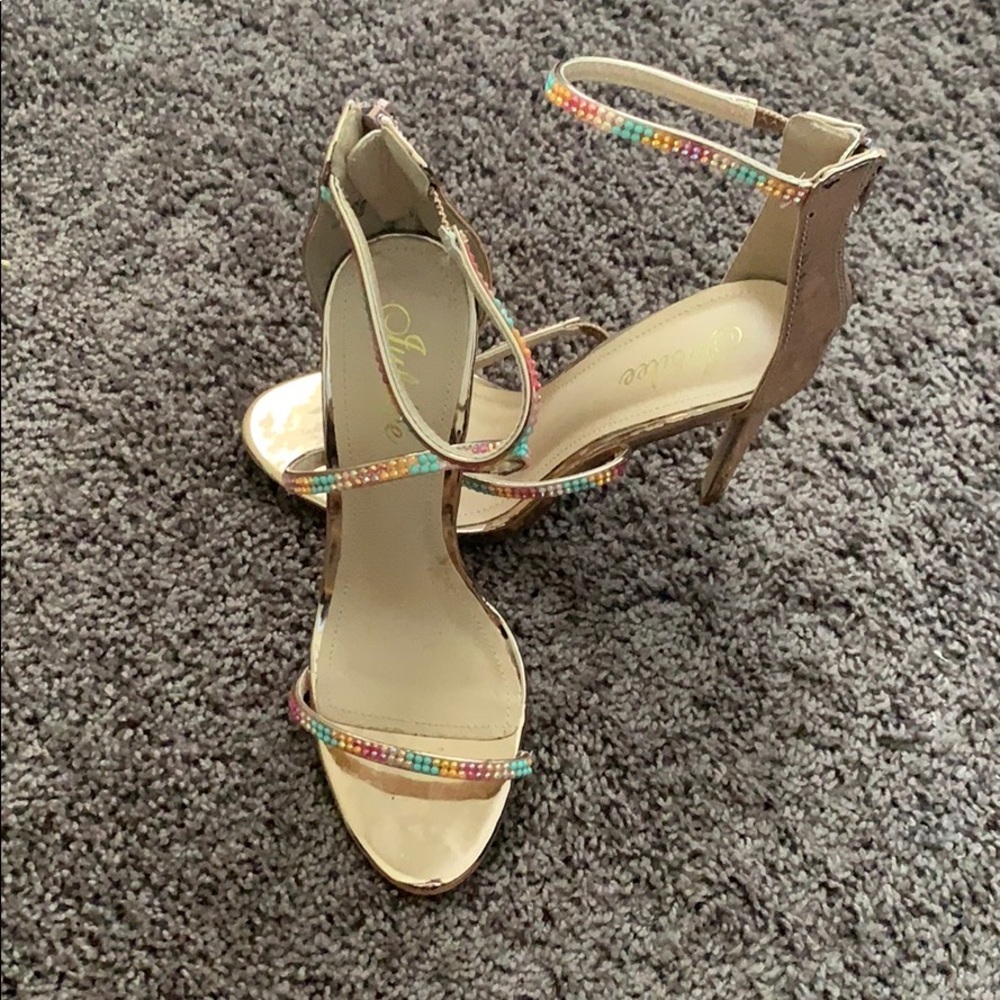Summer heels
